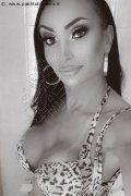 Alba Adriatica Transex Brunet 328 24 42 724 foto selfie 20
