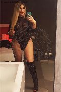 Latina Transex Gisela 327 29 55 135 foto selfie 25