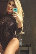Latina Transex Gisela 327 29 55 135 foto selfie 22