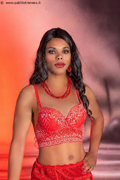 Naomi Fire  ISERNIA 3533124860