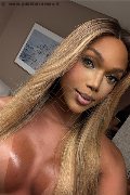 Alba Adriatica Transex Antonella Veloso 327 05 60 166 foto selfie 6
