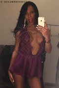 Cinisello Balsamo Transex Meg Castellani 327 55 63 921 foto selfie 10